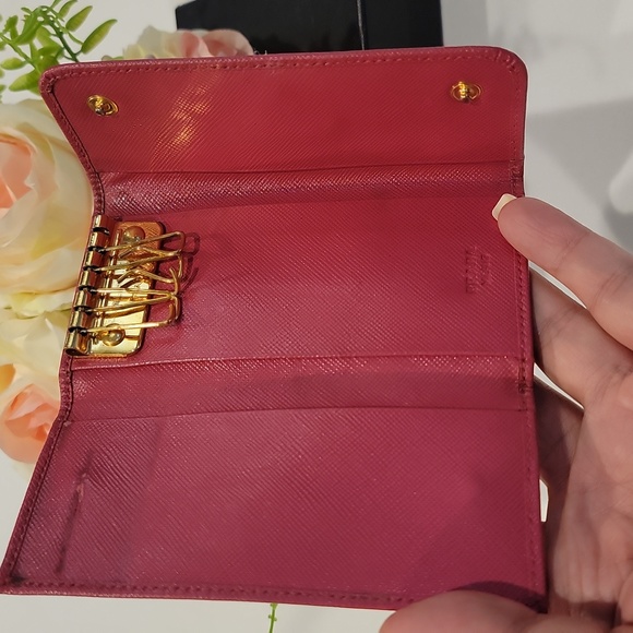 Authentic Prada Saffiano long key case - Picture 7 of 12